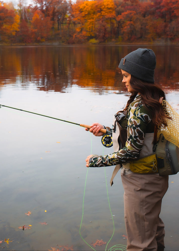 SoftTECH OLIVE PRYM1 OS CAMO Mesh Long Sleeve, styled view, women&