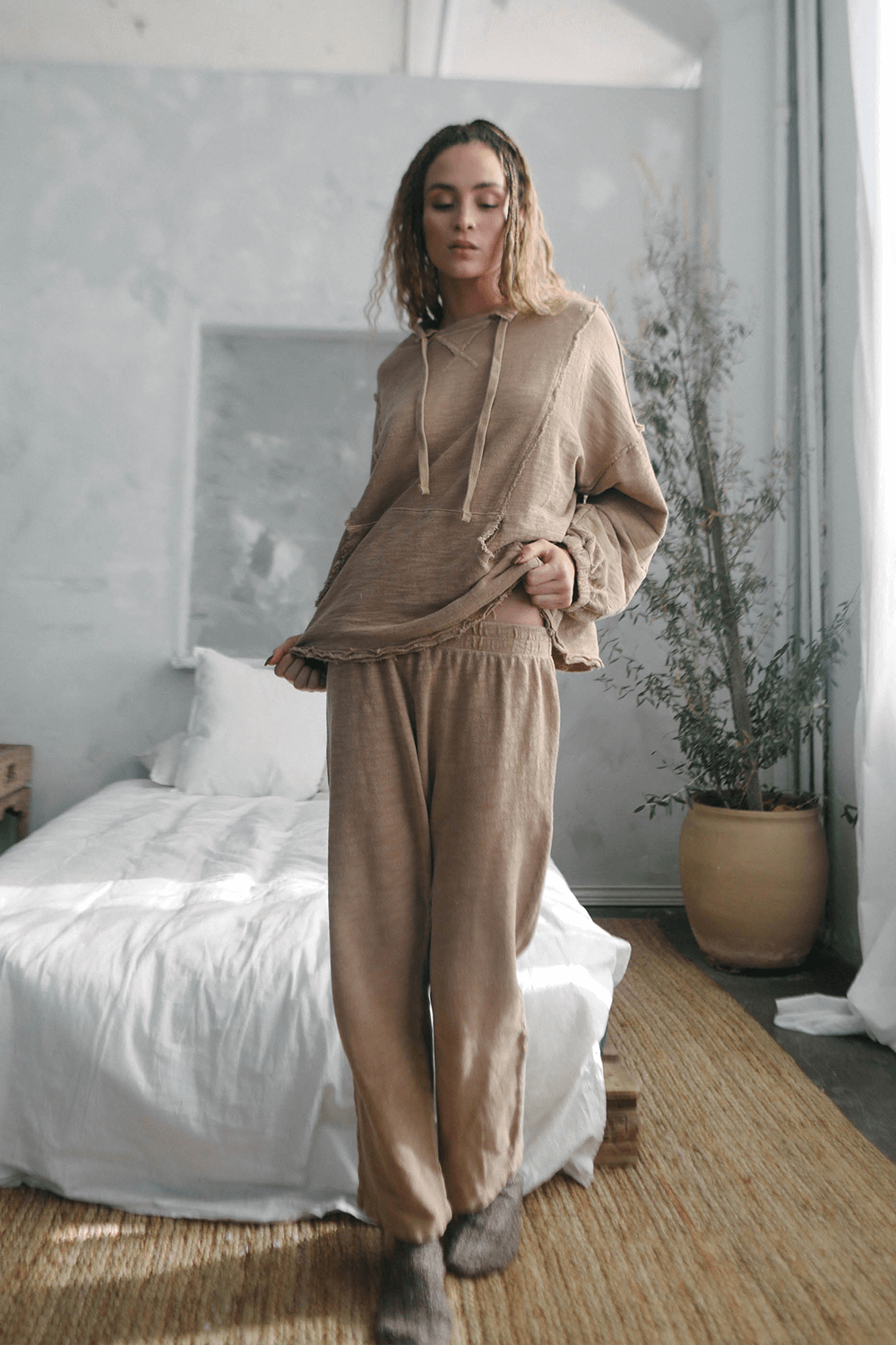 The pants you have been dreaming about. The New Baja Pants is an update on our best seller. Crafted from 100% cotton and featuring a cool relaxed fit, these pants are ultra cozy and flattering on all body types. Sand / Olive / Navy, Made in USA