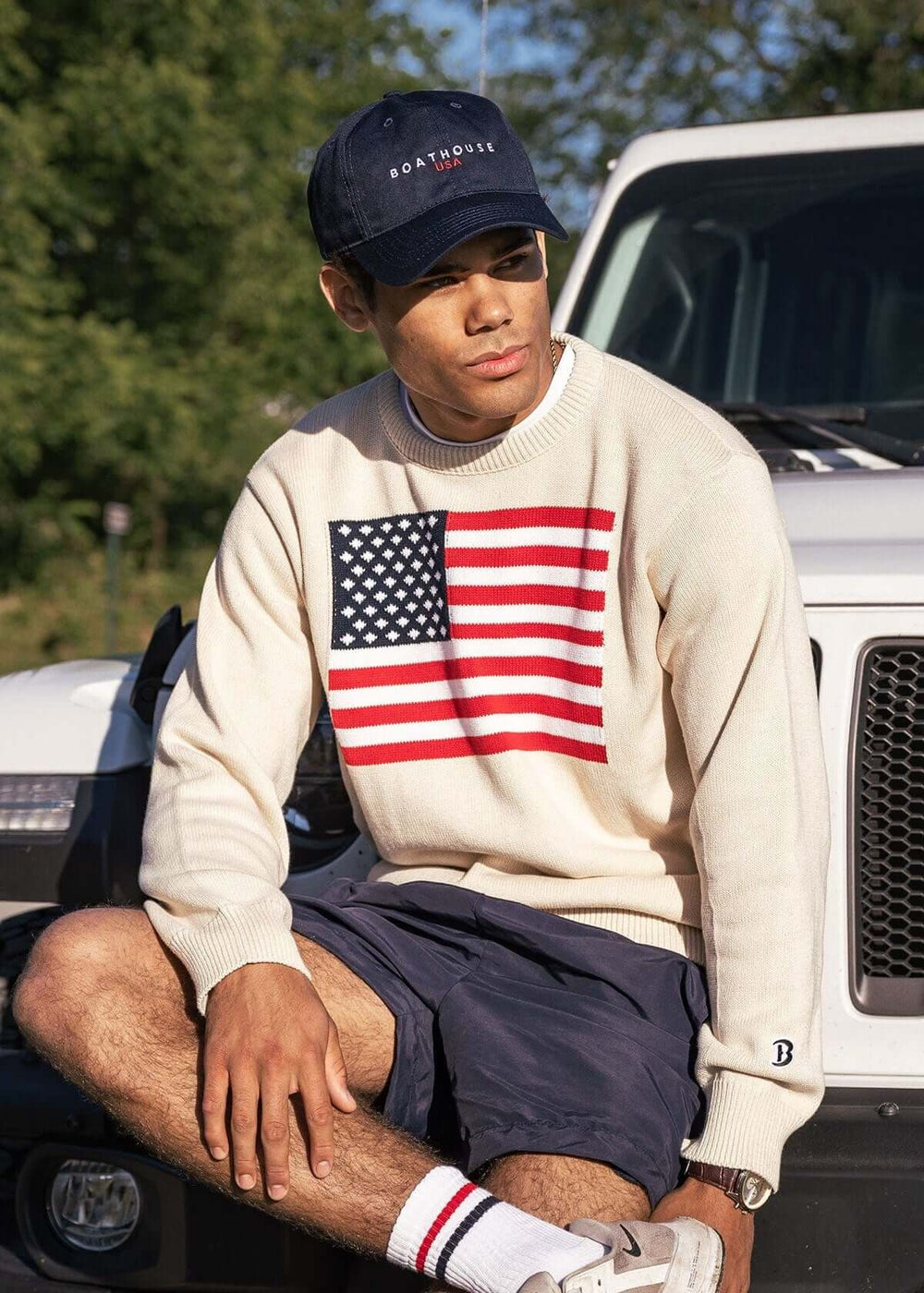 Made in USA Boathouse Patriotic Unisex American Flag Graphic Knit Oversized 100% Cotton Crew Neck Sweatshirt in Navy Blue or Off White