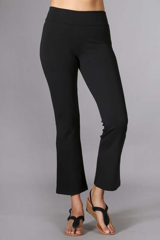 Chatoyant Black Capri Stretch Pants with Slight Bell Flare &amp; Back Pockets | Style